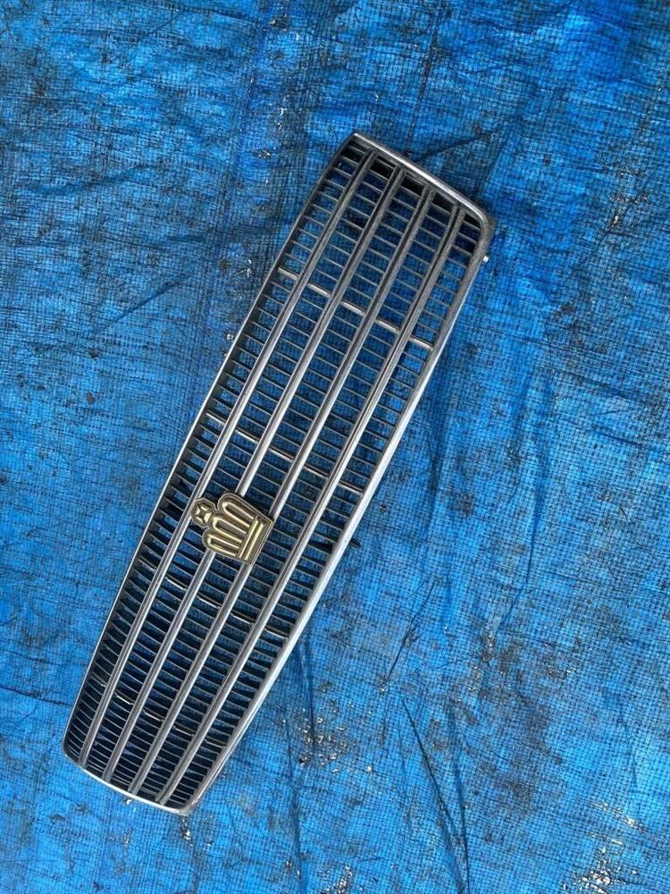 Решетка радиатора Тойота Краун в Рыбинске 193895