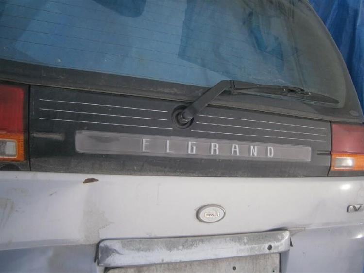 Моторчик заднего дворника Nissan Elgrand