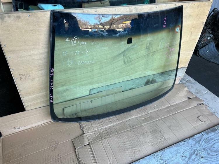 Лобовое стекло Хонда Цивик в Рыбинске 236512