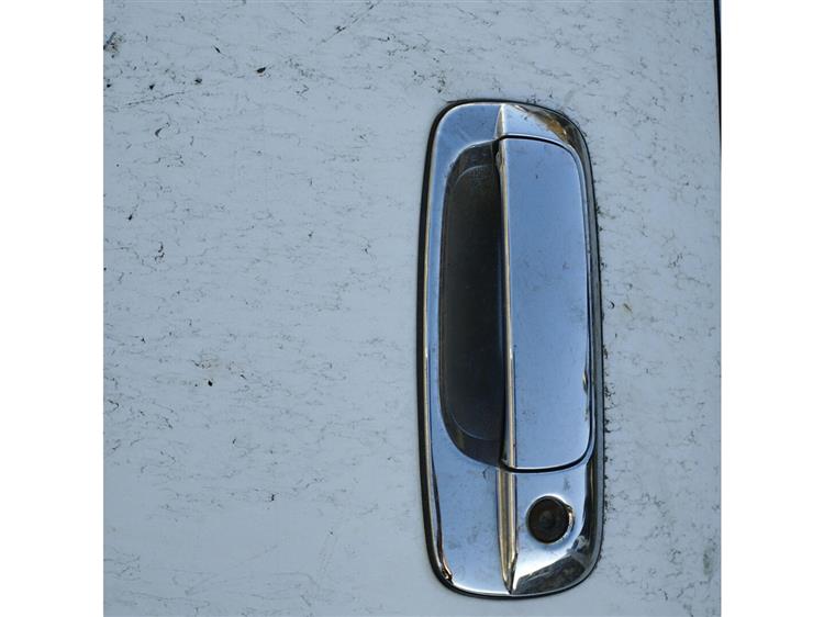 Дверь Тойота Краун в Рыбинске 94144